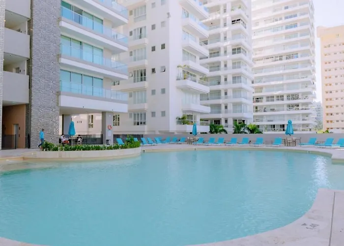 16Th Floor Beach Apartment With Hotel Amenities